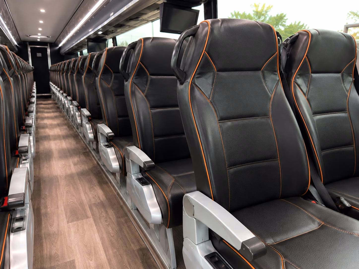 shuttle your guests between compton wedding venues and nearby hotels without the stress