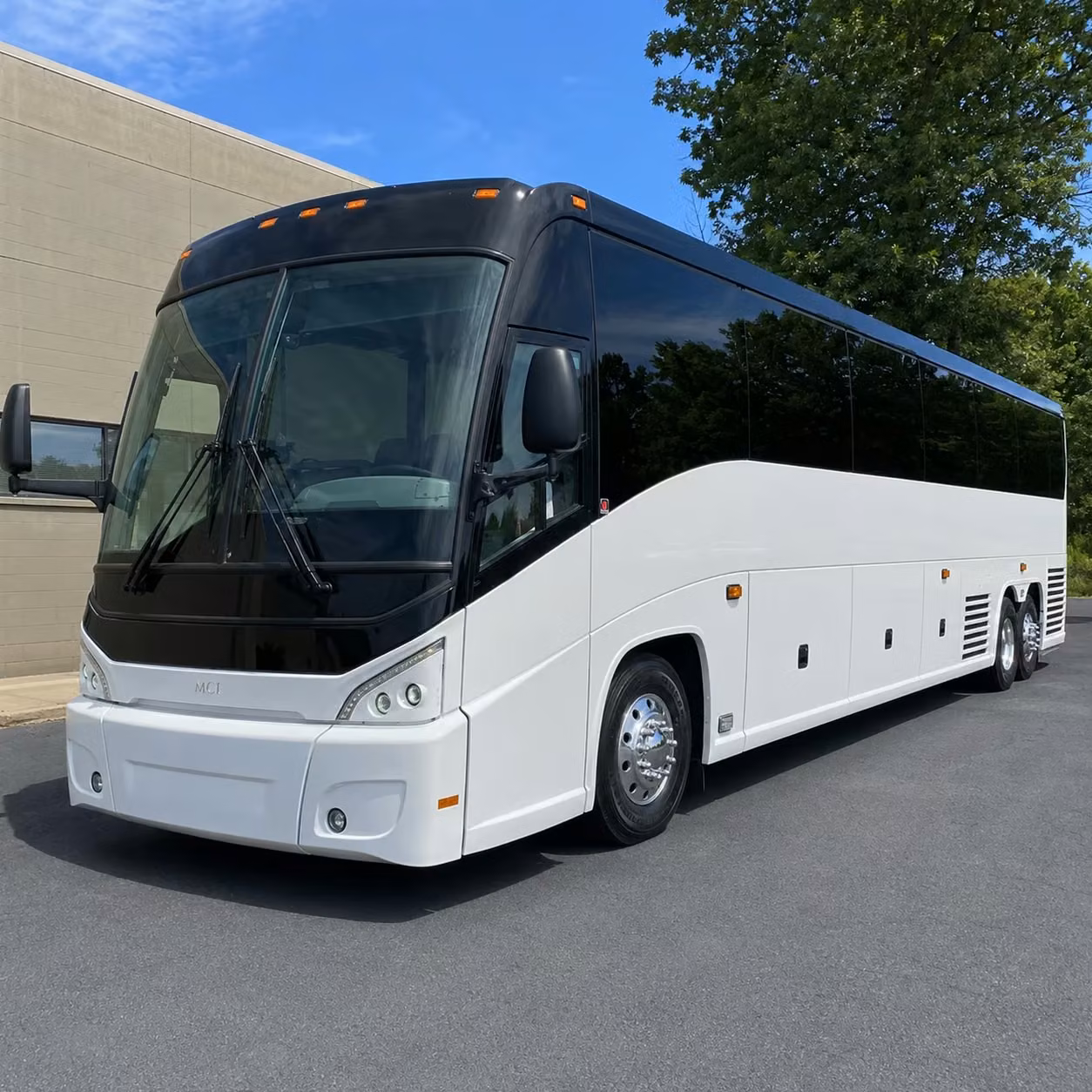 why compton groups choose charterbusrentalcomptonca com for long distance bus rentals
